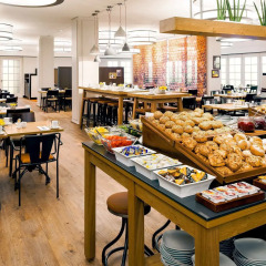 Munich Marriott Hotel место для завтрака фото 3