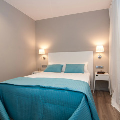 Апартаменты Montaber Apartments - Sagrada Familia Улучшенные апартаменты