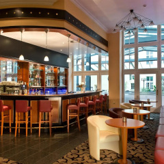 Отель Wyndham Garden Berlin Mitte гостиничный бар