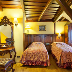U Prince Hotel комната для гостей фото 9