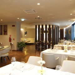 DoubleTree by Hilton Hotel Yerevan City Centre ресторан