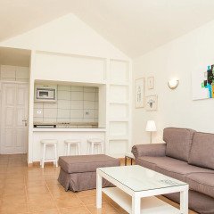 Отель Apartamentos THe Las Gaviotas Улучшенные апартаменты с различными типами кроватей