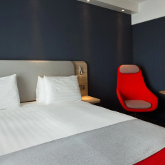 Отель Holiday Inn Express Geneva Airport 3* Стандартный номер с различными типами кроватей