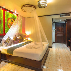 Tanawan Phuket Hotel 3* Улучшенный номер с различными типами кроватей фото 2