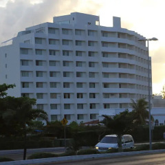 Отель Calypso Hotel Cancun Мексика, Канкун - отзывы, цены и фото номеров - забронировать отель Calypso Hotel Cancun онлайн вид на фасад фото 2