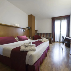 Отель Carlyle Brera 4* Улучшенный номер с различными типами кроватей фото 9