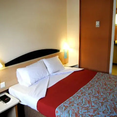 Hotel Iris 2* Стандартный номер с двуспальной кроватью