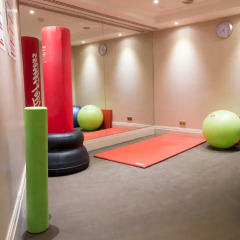 Отель London Hilton on Park Lane фитнесс-зал