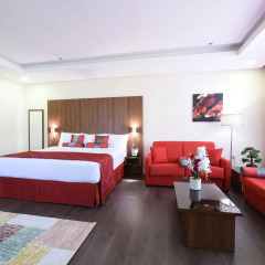 Отель Ramada Encore Kuwait Downtown 4* Люкс с двуспальной кроватью