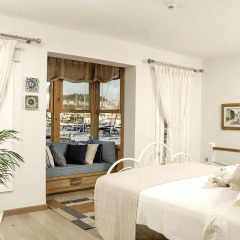 Отель Cesme Marina Konukevi 3* Люкс