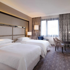 Отель Sheraton Grand Krakow Номер Делюкс