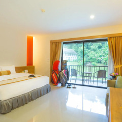 Отель Tinidee Golf Resort at Phuket комната для гостей фото 2