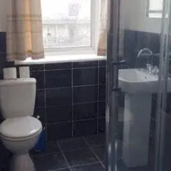 Отель Russell Guest House ванная