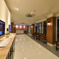 Hotel October деловой центр