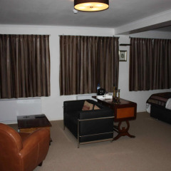 Отель The Townhouse Bed & Breakfast 4* Люкс с различными типами кроватей