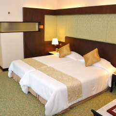 Asia Hotel Bangkok 4* Стандартный номер с разными типами кроватей