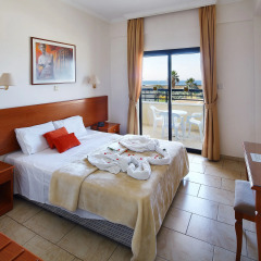 Panareti Coral Bay Hotel 3* Апартаменты с различными типами кроватей