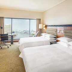 Royal Orchid Sheraton Hotel & Towers 5* Номер Делюкс с 2 отдельными кроватями фото 2