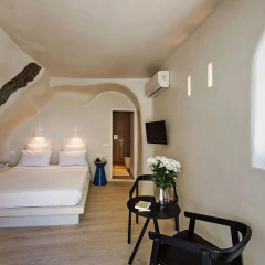 Отель Porto Fira Suites 4* Стандартный номер с различными типами кроватей