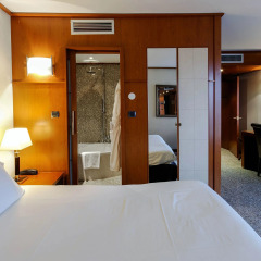 Отель Hôtel Goldstar Resort & Suites 4* Полулюкс с различными типами кроватей