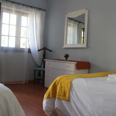 Ericeira Chill Hill Hostel & Private Rooms - Peach Garden Стандартный номер разные типы кроватей