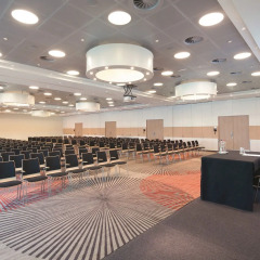 Movenpick Hotel Amsterdam City Centre конференц-зал