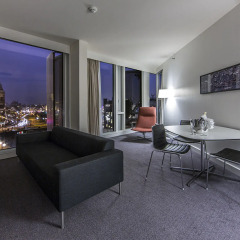 DoubleTree by Hilton Hotel Amsterdam Centraal Station 4* Представительский люкс с различными типами кроватей