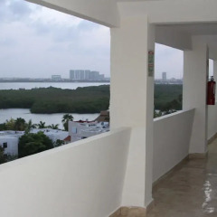 Отель Calypso Hotel Cancun Мексика, Канкун - отзывы, цены и фото номеров - забронировать отель Calypso Hotel Cancun онлайн коридор