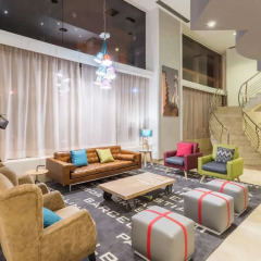 Отель TRYP Barcelona Apolo Барселона лобби фото 2