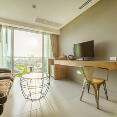 Отель New Nordic Ratana Suites комната для гостей фото 17