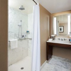 Отель Crowne Plaza Times Square Manhattan 4* Стандартный номер с различными типами кроватей фото 4