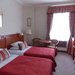 St George Hotel 3* Стандартный номер с двуспальной кроватью