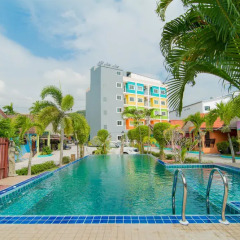 Отель Phaithong Sotel Resort открытый бассейн фото 5