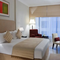 Mercure Dubai Barsha Heights Hotel Suites комната для гостей