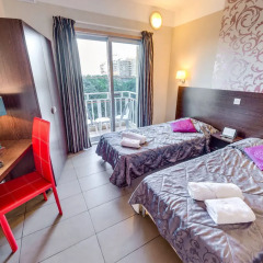 Carlton Hotel 3* Стандартный номер фото 10