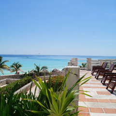 Отель Solymar Cancun Beach Resort крыльцо