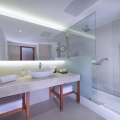 Отель D-Resort Grand Azur - All Inclusive ванная фото 2