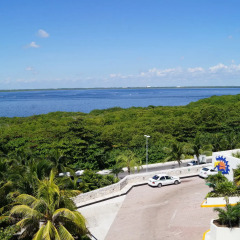 Отель Solymar Cancun Beach Resort вид на улицу
