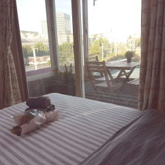 Отель Takustay Sinchon балкон