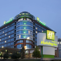 Гостиница Holiday Inn Almaty Алматы экстерьер