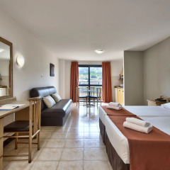 Отель Luna Holiday Complex 3* Улучшенная студия