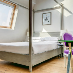 Отель Hôtel Le 123 Elysées - Astotel 4* Улучшенный номер с двуспальной кроватью