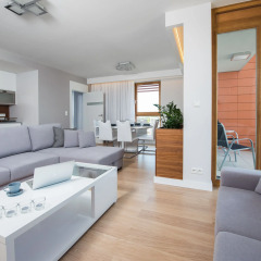 Апартаменты Apartinfo Aura Apartments Улучшенные апартаменты с двуспальной кроватью
