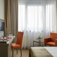 Отель InterCityHotel Berlin Hauptbahnhof 4* Номер Бизнес с различными типами кроватей фото 2