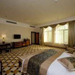 Гостиница Royal Tulip Almaty комната для гостей фото 9