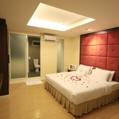 Отель Laemchabang City 4* Номер Премьер