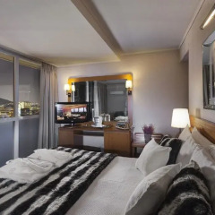 President Hotel комната для гостей фото 12