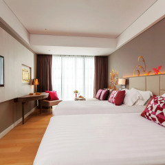 Отель Grand Mercure Phuket Patong 5* Улучшенный номер с 2 отдельными кроватями