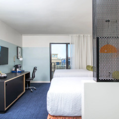 Hotel Erwin, a Joie de Vivre Boutique Hotel 4* Стандартный номер с различными типами кроватей