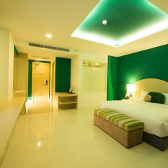 Sleep With Me Hotel design hotel @ patong 4* Номер Делюкс фото 3